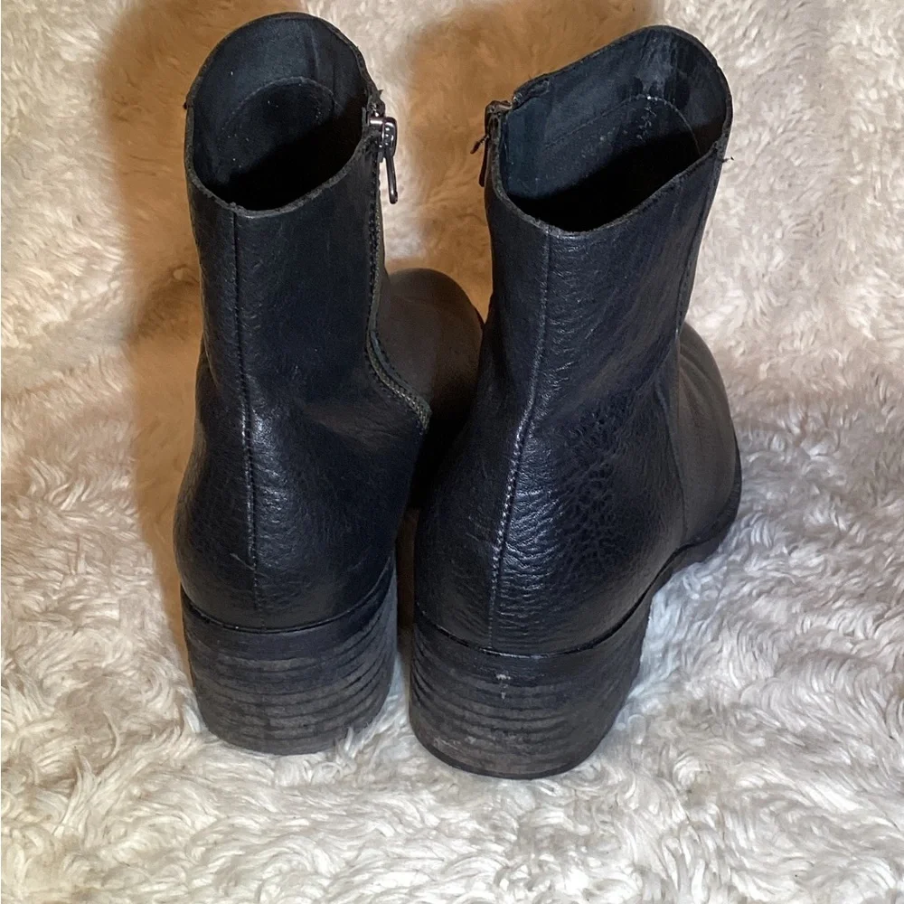 Kork-ease black leather ankle boots size 10